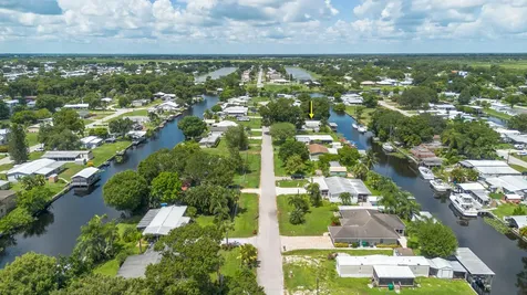 3037 Se 27th Street Okeechobee FL 34974