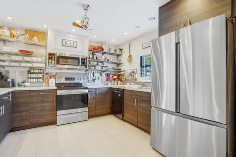 102 Clubhouse Circle Jupiter FL 33477