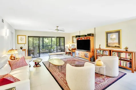102 Clubhouse Circle Jupiter FL 33477