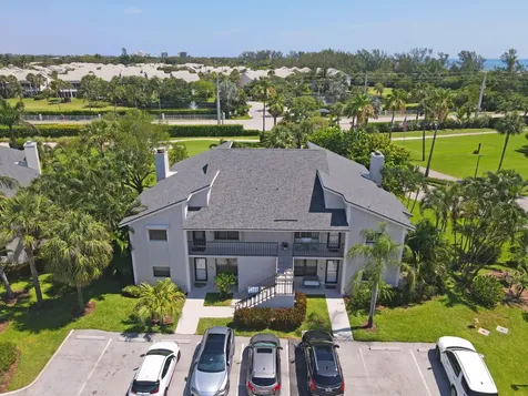 102 Clubhouse Circle Jupiter FL 33477