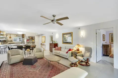102 Clubhouse Circle Jupiter FL 33477