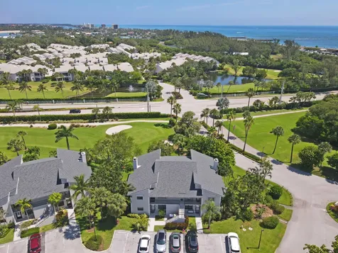 102 Clubhouse Circle Jupiter FL 33477