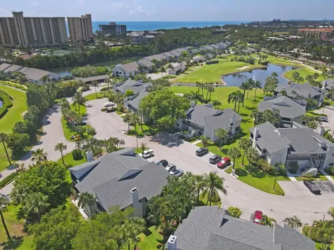 102 Clubhouse Circle Jupiter FL 33477
