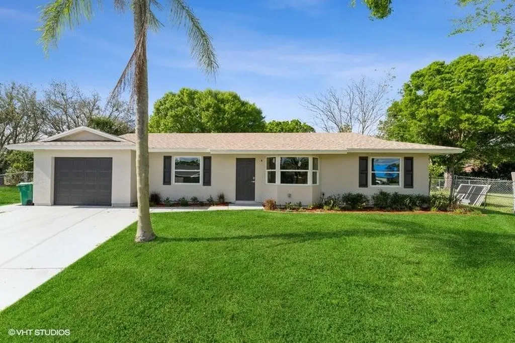 1897 Sw Penrose Avenue Port Saint Lucie FL 34953