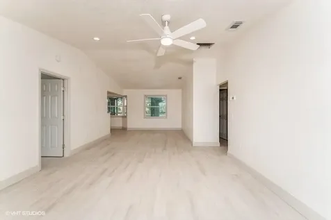 1897 Sw Penrose Avenue Port Saint Lucie FL 34953