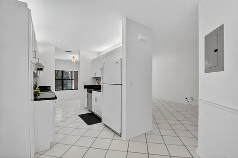 5382 Venetia Court Boynton Beach FL 33437