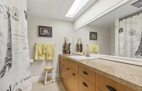 106 Wellington M West Palm Beach FL 33417