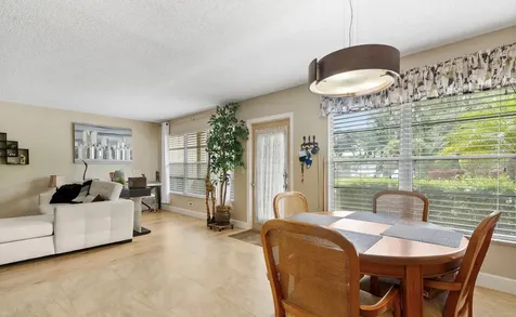 106 Wellington M West Palm Beach FL 33417