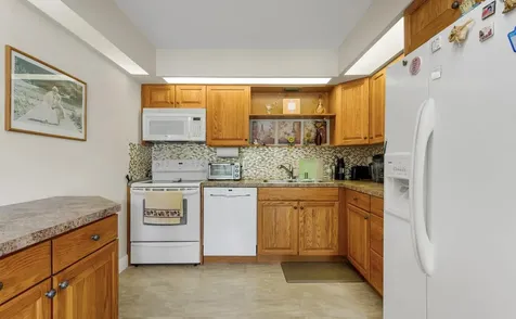 106 Wellington M West Palm Beach FL 33417