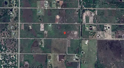 18619 NW 248th Street Okeechobee FL 34972