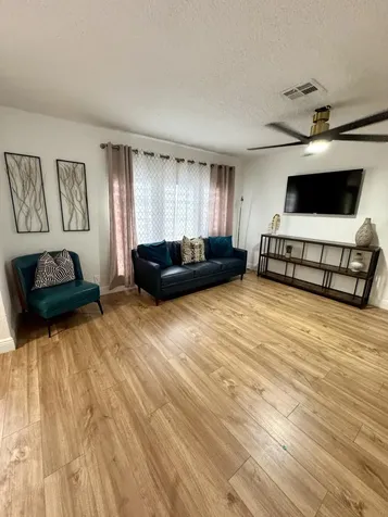 4320 Nw 107th Avenue Coral Springs FL 33065