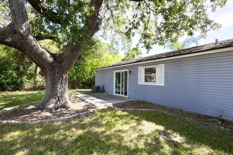 1914 Sw Beauregard Street Port Saint Lucie FL 34953
