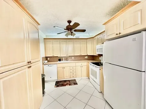 3057 Yarmouth C Boca Raton FL 33434