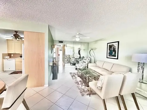 3057 Yarmouth C Boca Raton FL 33434