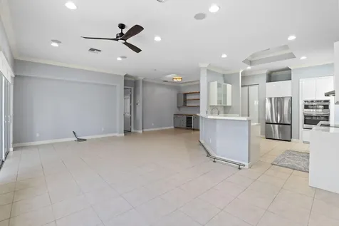 9152 Short Chip Circle Port Saint Lucie FL 34986
