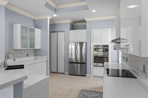 9152 Short Chip Circle Port Saint Lucie FL 34986