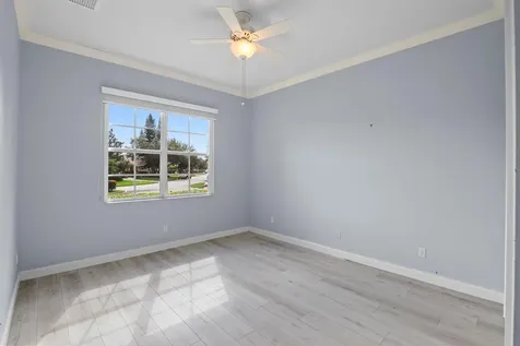 9152 Short Chip Circle Port Saint Lucie FL 34986