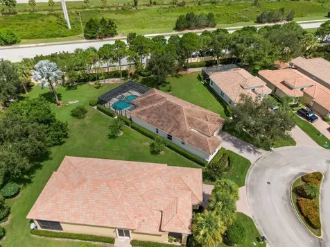 9152 Short Chip Circle Port Saint Lucie FL 34986