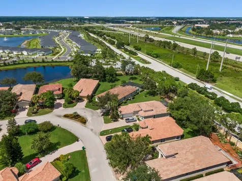 9152 Short Chip Circle Port Saint Lucie FL 34986