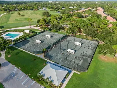 9152 Short Chip Circle Port Saint Lucie FL 34986