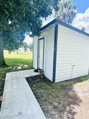 206 SW 3rd Street Okeechobee FL 34974