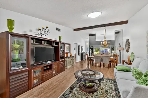 612 Sea Pine Way Greenacres FL 33415