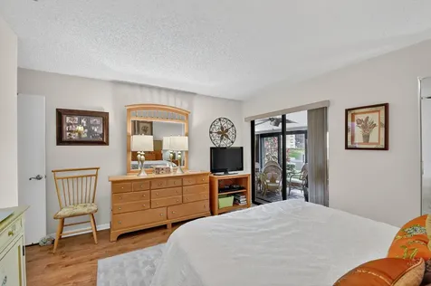 612 Sea Pine Way Greenacres FL 33415