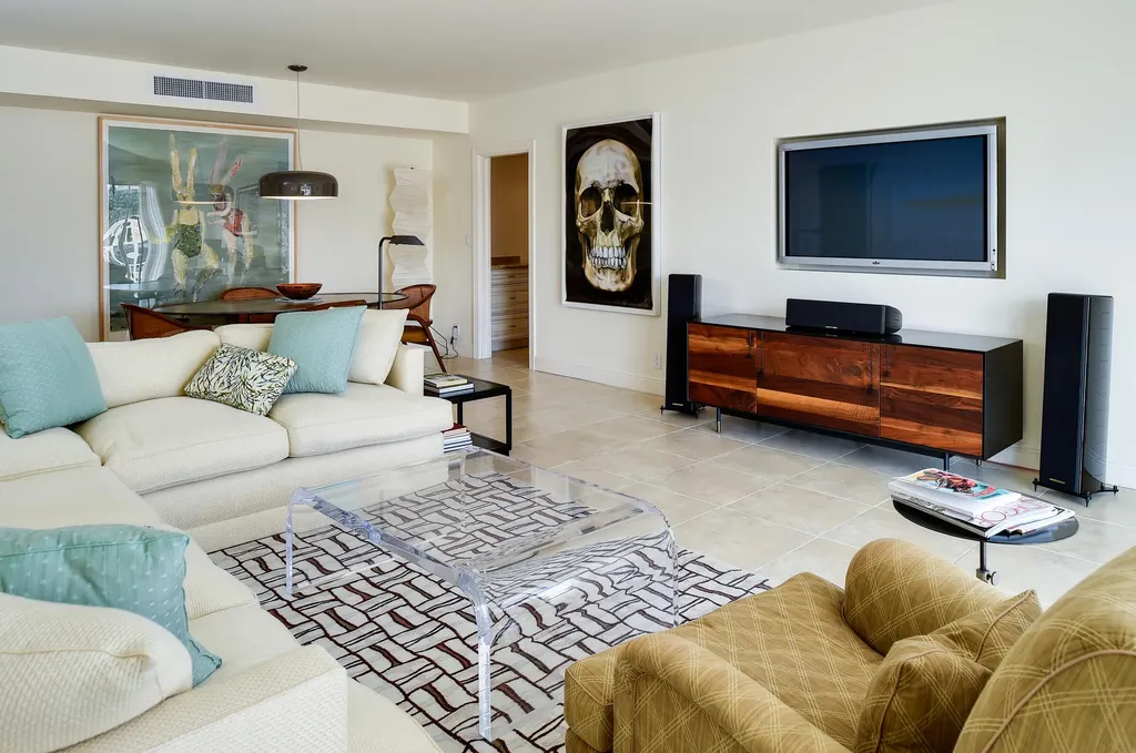 250 Bradley Place Palm Beach FL 33480