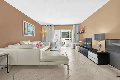 3002 Portofino Isle(s) Coconut Creek FL 33066