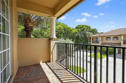 6272 S Military Trail Lake Worth FL 33463