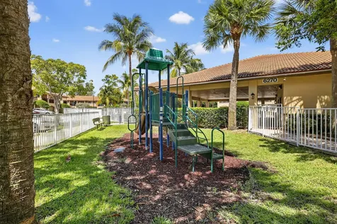 6272 S Military Trail Lake Worth FL 33463