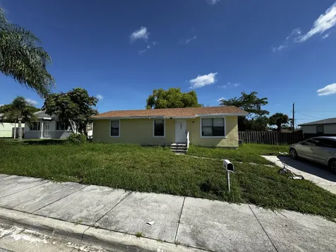 1464 W 32nd Street Riviera Beach FL 33404
