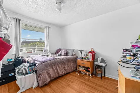 2313 Z Terrace Riviera Beach FL 33404