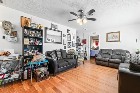 2313 Z Terrace Riviera Beach FL 33404