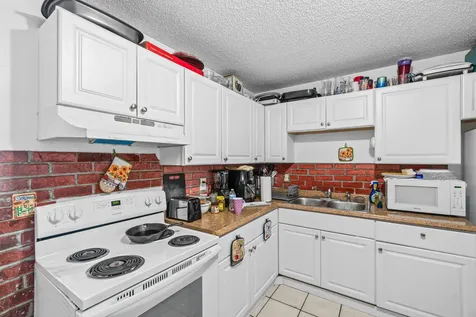 2313 Z Terrace Riviera Beach FL 33404