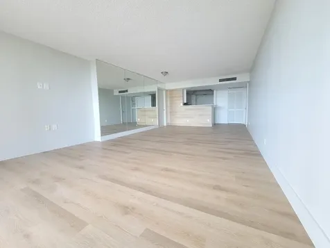 2425 Presidential Way West Palm Beach FL 33401