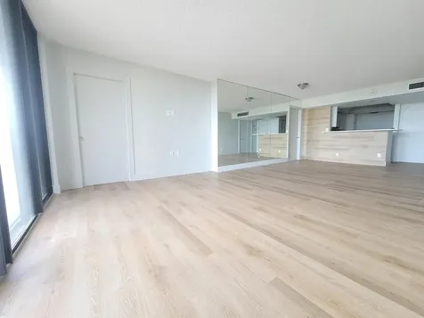 2425 Presidential Way West Palm Beach FL 33401