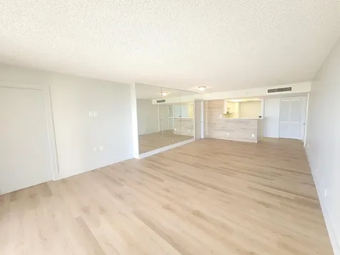 2425 Presidential Way West Palm Beach FL 33401