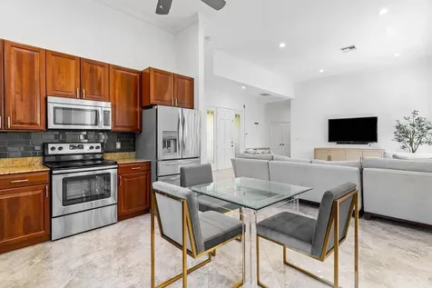 4023 Nw 58th Street Boca Raton FL 33496