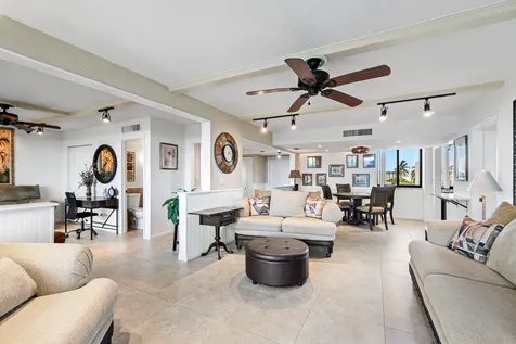 1605 S Us Highway 1 Jupiter FL 33477