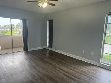 4 Greenway Village Royal Palm Beach FL 33411