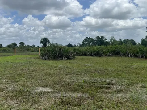 19092 NW 250th Street Okeechobee FL 34972