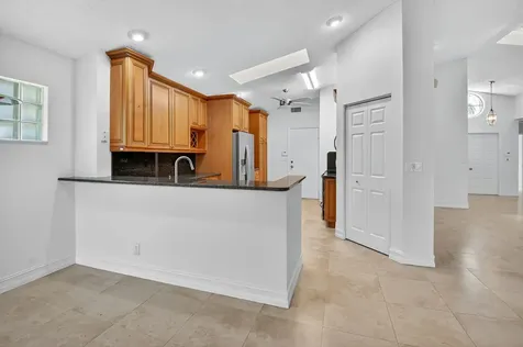 9914 Harbour Lake Circle Boynton Beach FL 33437