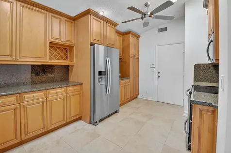 9914 Harbour Lake Circle Boynton Beach FL 33437