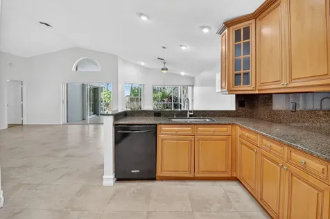 9914 Harbour Lake Circle Boynton Beach FL 33437