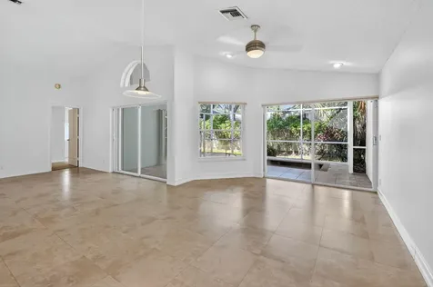 9914 Harbour Lake Circle Boynton Beach FL 33437