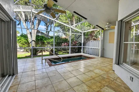 9914 Harbour Lake Circle Boynton Beach FL 33437