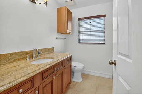 9914 Harbour Lake Circle Boynton Beach FL 33437