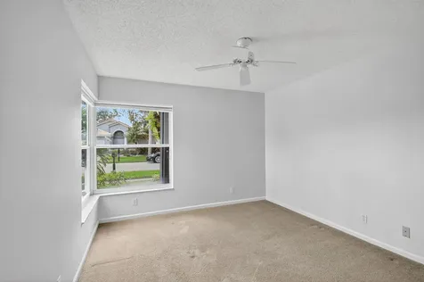 9914 Harbour Lake Circle Boynton Beach FL 33437