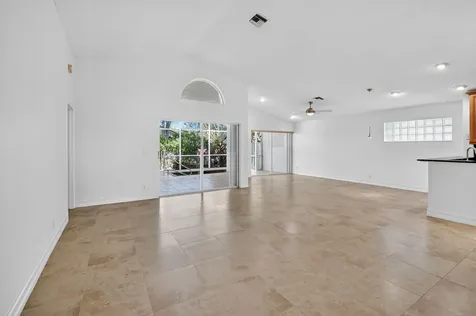 9914 Harbour Lake Circle Boynton Beach FL 33437